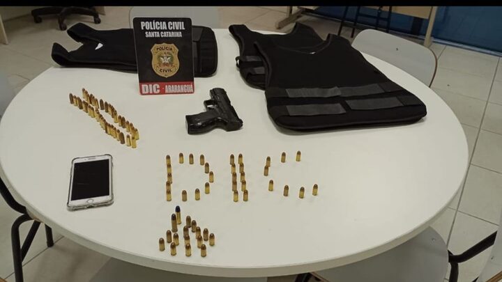 Suspeitos por envolvimento em diversos crimes na região.
