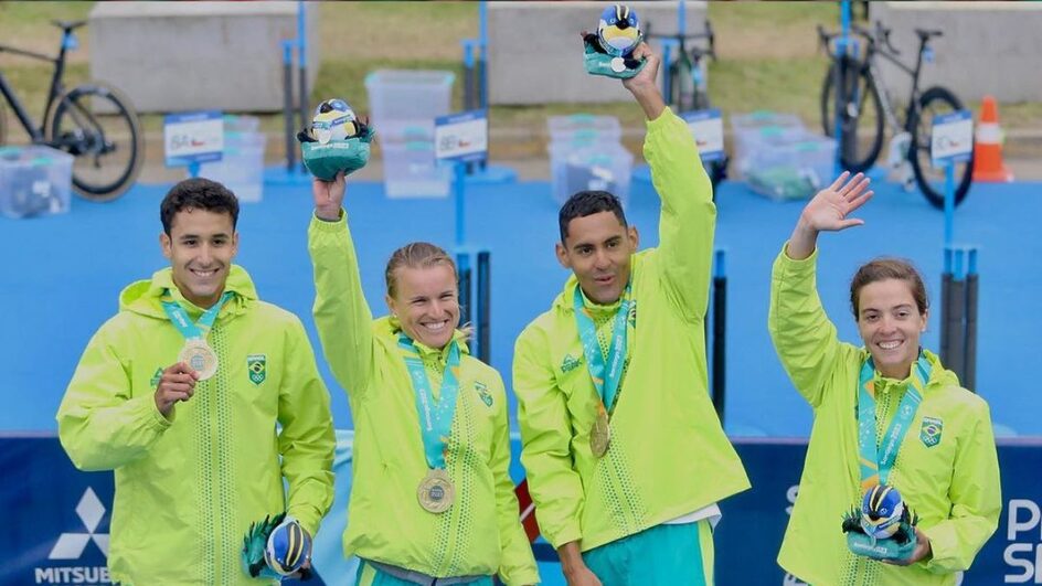 Time de Triatlo do Brasil em Paris 2024 (Foto: Divulgação)