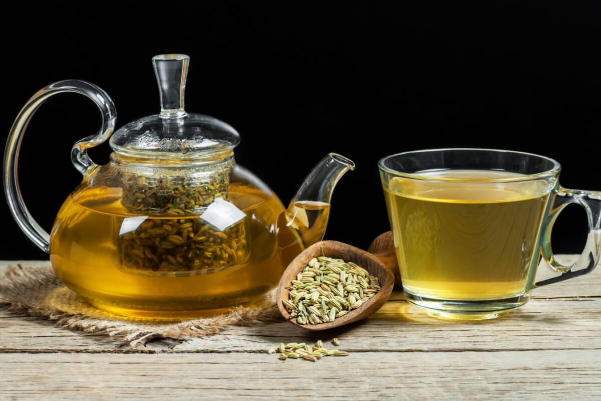 Chá de erva-doce (Imagem: Halil ibrahim mescioglu | Shutterstock)