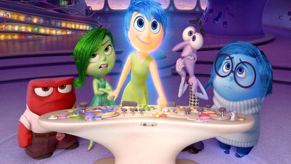 Em “Divertida Mente”, acompanhamos as emoções de Riley em meio às mudanças em sua vida (Imagem: Reprodução digital | Pixar)
