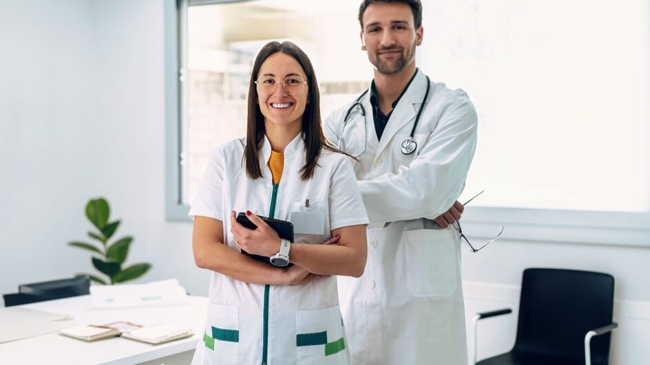 O setor de saúde é essencial para a manutenção da qualidade de vida (Imagem: Josep Suria | Shutterstock)