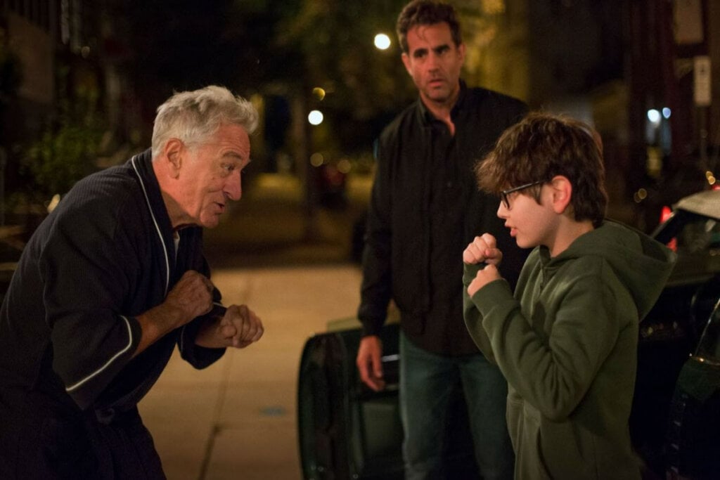 Em “Meu filho, nosso mundo”, Max busca um lugar feliz para criar seu filho Ezra (Imagem: Reprodução digital | Diamond Films)
