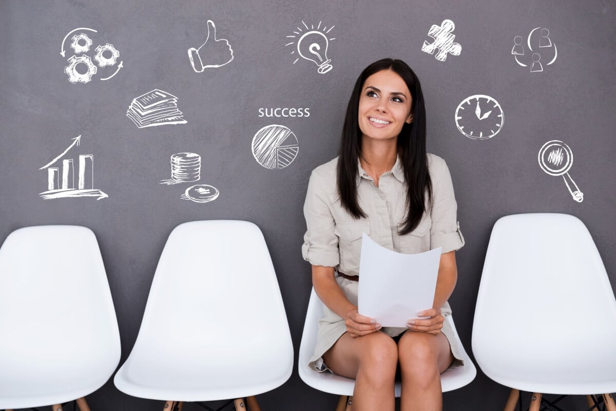 É importante estar preparado para a entrevista de emprego (Imagem: G-Stock Studio | Shutterstock)