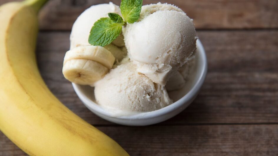 Sorvete de banana (Imagem: Anna Lohachova |  Shutterstock)