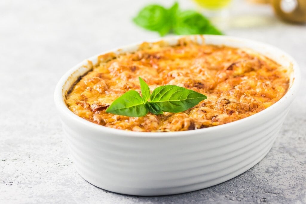 Torta de carne desfiada (Imagem: Irina Rostokina | Shutterstock)