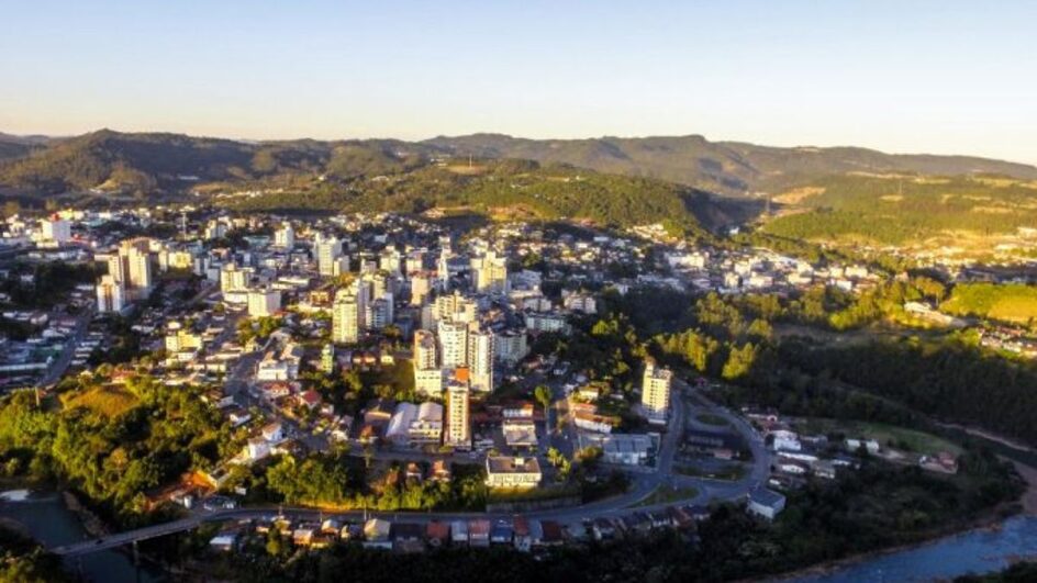 Orleans é uma cidade localizada no Sul d