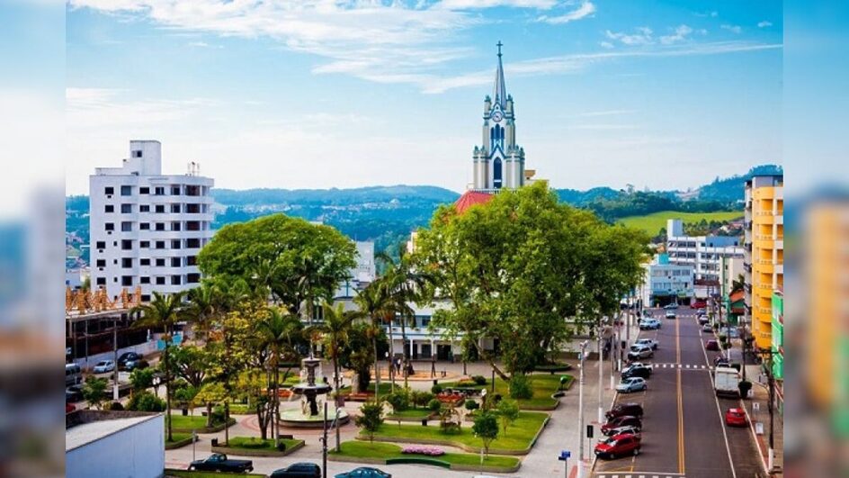 Orleans é uma cidade localizada no Sul d