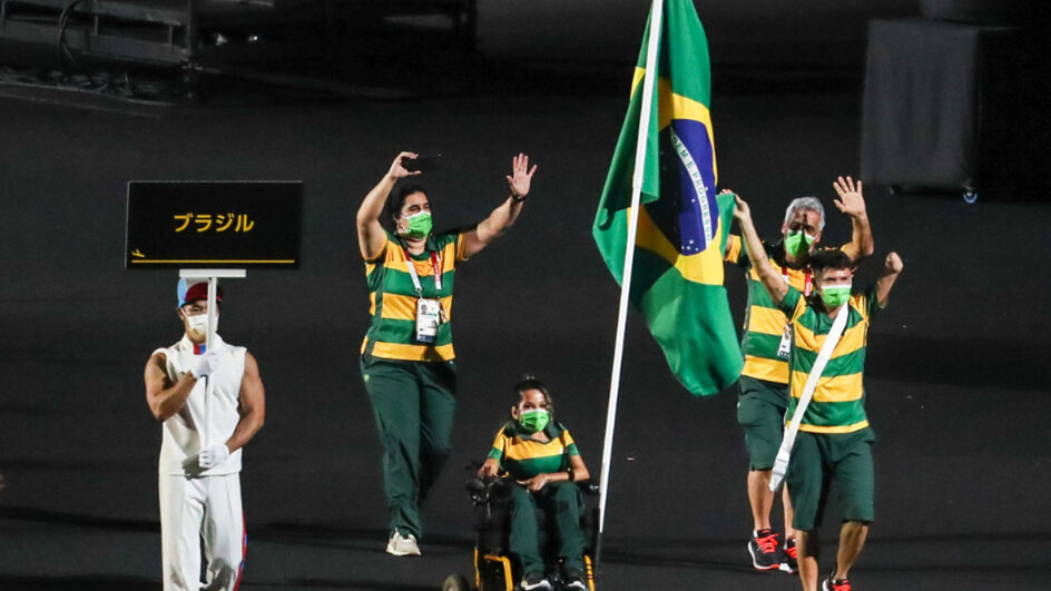 Time Brasil na crimônia de abertura de Tóquio 2020 (Foto: Wander Roberto, COB)