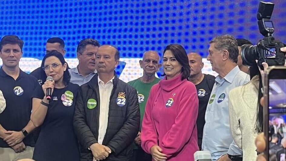 Convenção que definiu Topázio (PSD) como candidato com a vice Maryanne Mattos (PL) teve presença do governador Jorginho Mello e da ex-primeira-dama Michelle Bolsonaro (Foto: Ânderson Silva, Arquivo NSC)