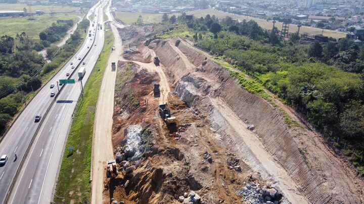 BR-101 será interditada para detonação de rochas