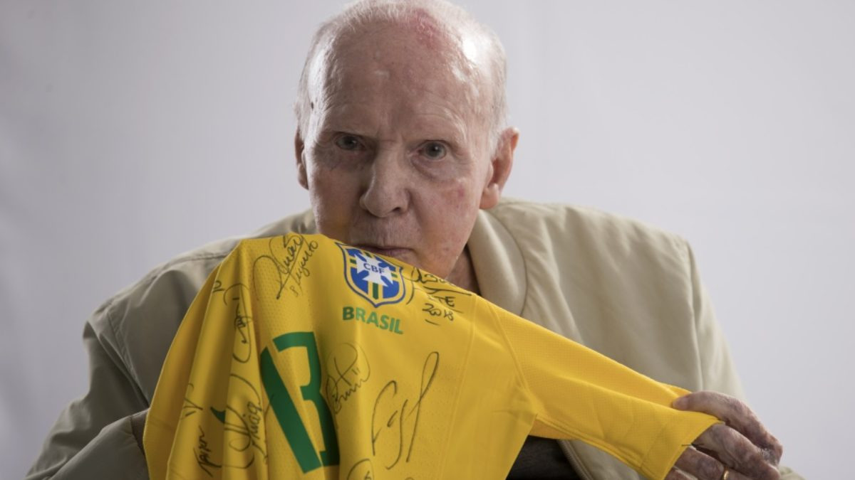 Entenda por que a cuidadora de Zagallo