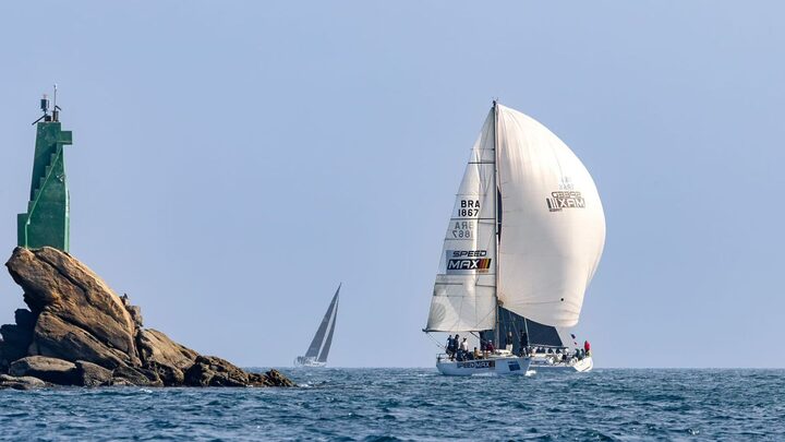 Equipe de SC vence na vela (Foto: Divulgação)