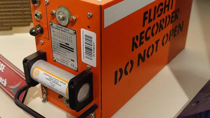 caixa-preta flight recorder
