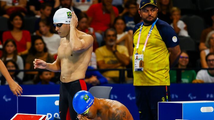 Matheus Rheine fica em 8º lugar na final da natação (Foto: Silvio Avila, CPB)