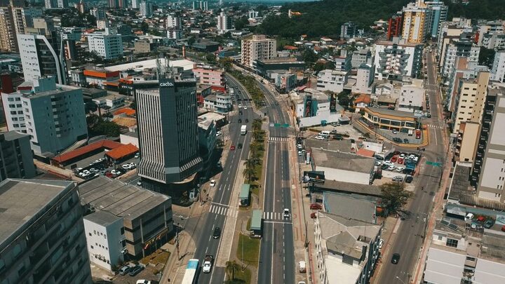 Criciúma terá mudanças de trânsito com implantação semafórica.