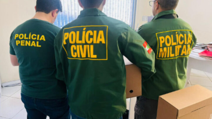 Operação mira esquema de fraudes em licitações de saúde em municípios de SC (2)