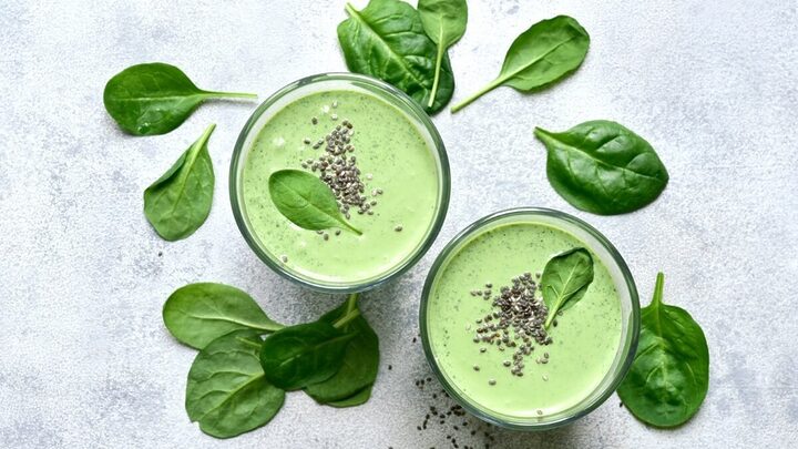 Smoothie de espinafre (Imagem: Liliya Kandrahevich | Shutterstock)