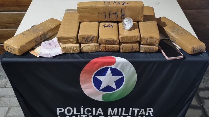 BR-101 teve apreensão de maconha no SUl de SC.