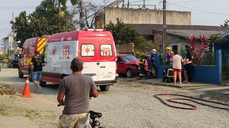 Motorista que atropelou mulheres e duas crianças em Joinville não tinha habilitação