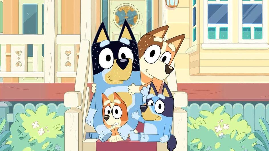 Série de animação "Bluey" encanta por apresentar diversos personagens caninos, cada um com as suas próprias características (Imagem: Reprodução digital | Ludo Studio)
