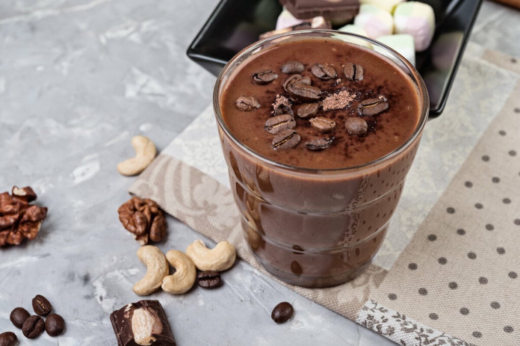 Brigadeiro de cappuccino (Imagem: Elena Pavlovich | Shutterstock)