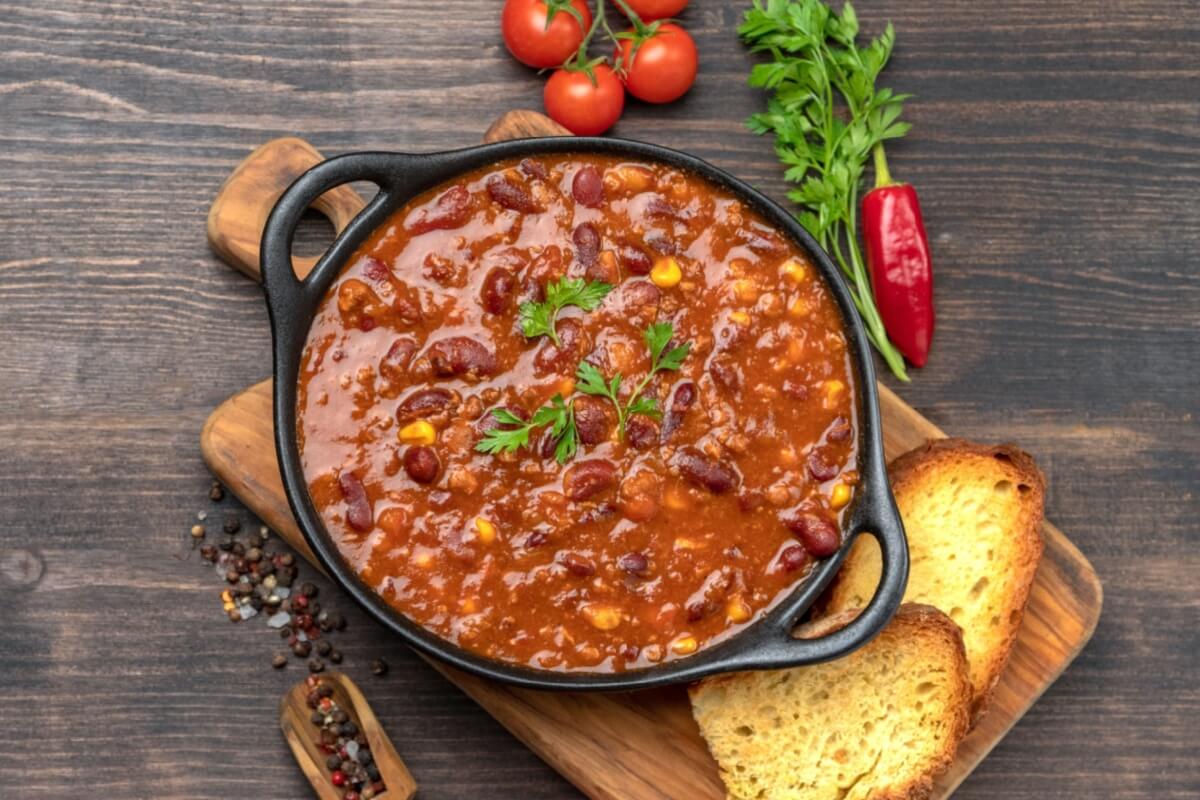 Chilli vegano (Imagem: Elena.Katkova | Shutterstock)