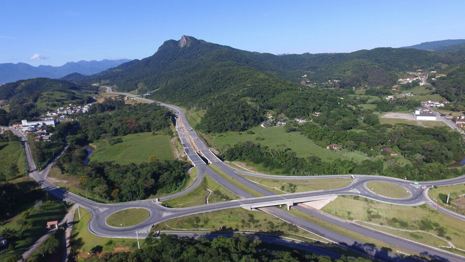 Trecho do contorno viário que corta a SC-281 (Foto: Agência Brasil, divulgação)