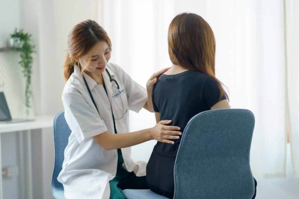 A fisioterapia não é exclusiva para atletas; pessoas de todas as idades e estilos de vida podem se beneficiar (Imagem: Amnaj Khetsamtip | Shutterstock)