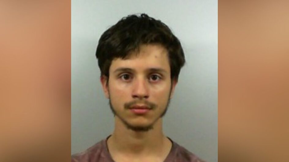 Quem era o jovem de 26 anos que morreu após acidente entre carro e caminhão na SC-108