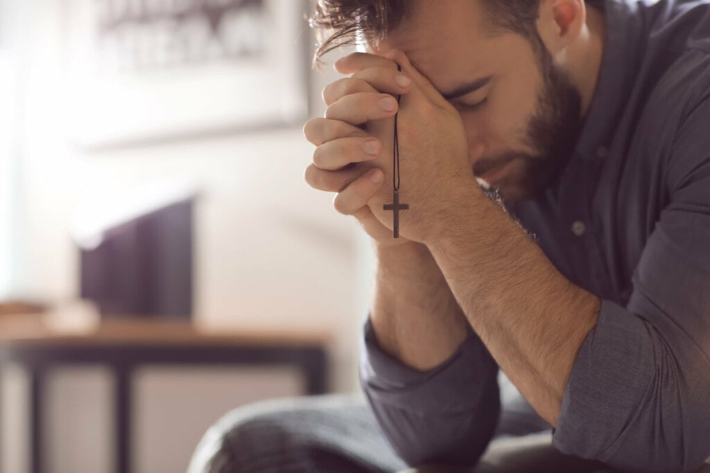 Orações a São Domingos de Gusmão rogam pela sua misericórdia e intercessão (Imagem: Pixel-Shot | Shutterstock)