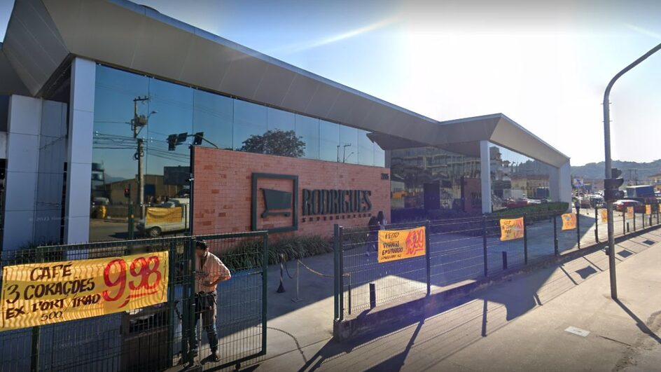 Supermercado de Joinville entra na última semana de funcionamento; qual destino dos funcionários?