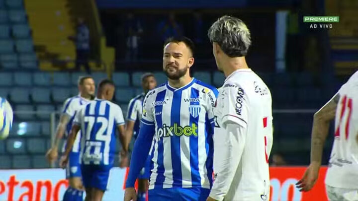 Avaí vence o Ituano e se aproxima do G-4 da Série B