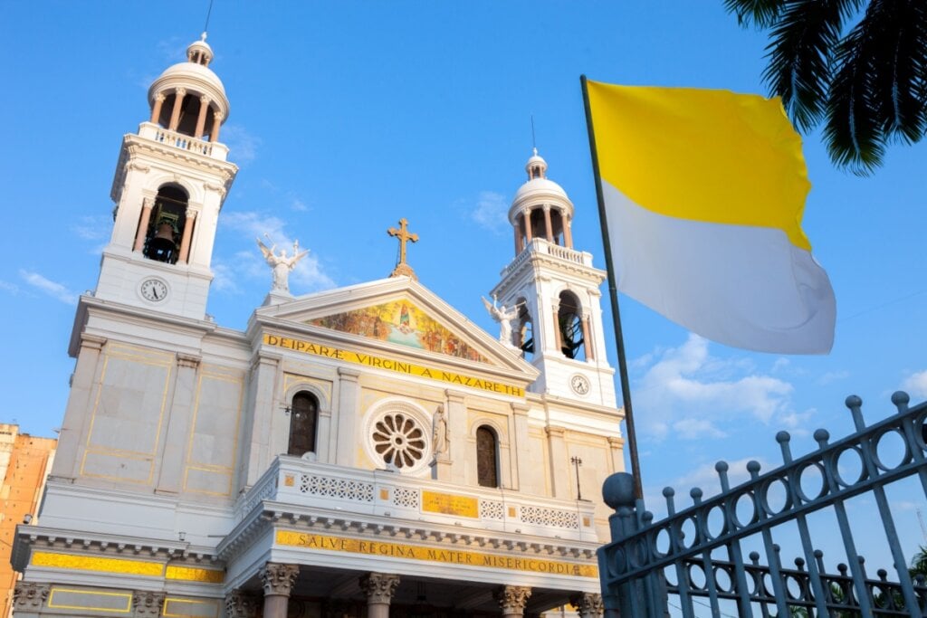 A Basílica Santuário Nossa Senhora de Nazaré é um dos pontos turísticos mais famosos de Belém (Imagem: Edu LYRA FOTO E VIDEO | Shutterstock)