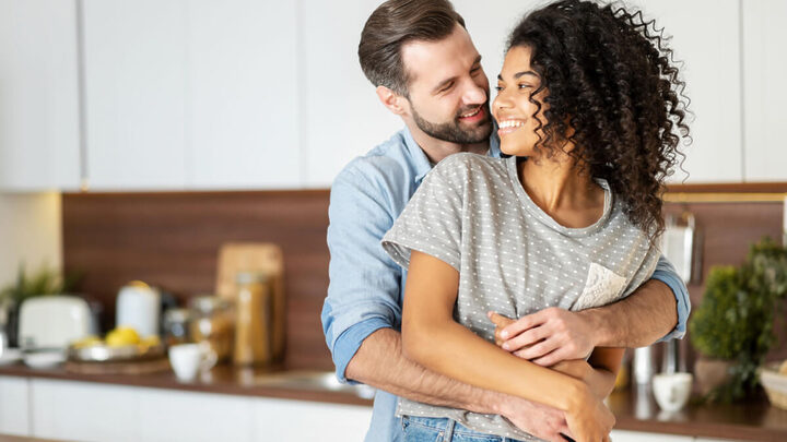 As simpatias são capazes de direcionar nossas intenções e desejos para o amor (Imagem: Vadym Pastukh | Shutterstock)