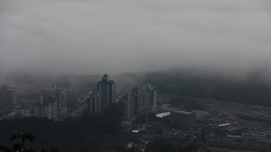 Chuva preta: fenômeno que atinge RS deve chegar em SC ainda nesta semana