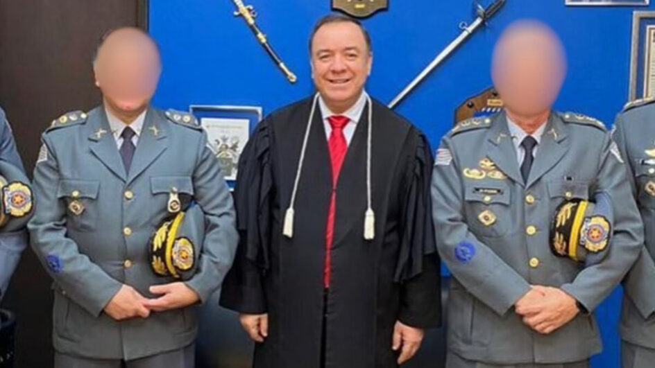 Estupro e tortura veja absolvições polêmicas de juiz da PM afastado