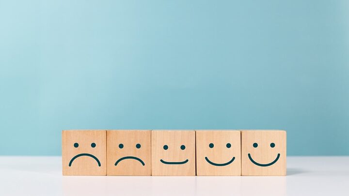 O feedback é importante para o desenvolvimento profissional e o sucesso da empresa (Imagem: Sichon | Shutterstock)