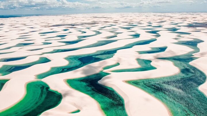 UNESCO reconhece o Parque Nacional doos Lençóis Maranhenses como Patrimônio Natural da Humanidade (Imagem: Wilson Santos Marques | Shutterstock)