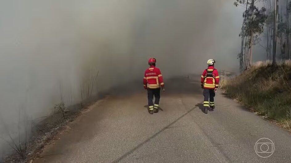 Incêndios em Portugal suspendem partidas de futebol no País
