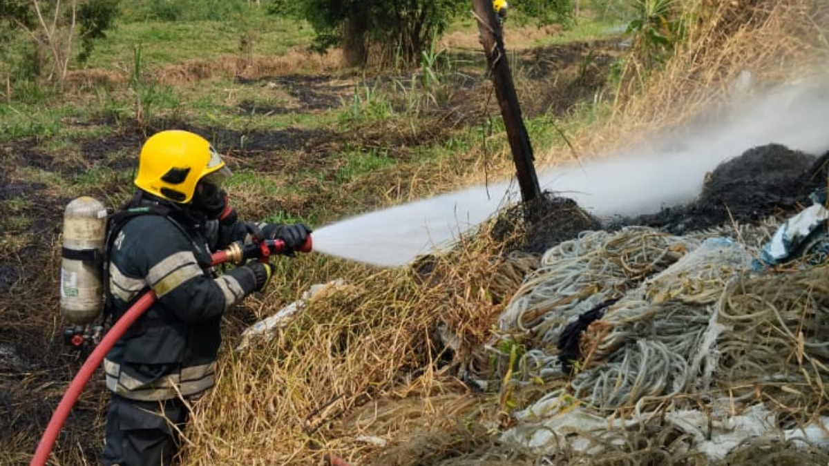 Incêndio em galpão em Tijucas