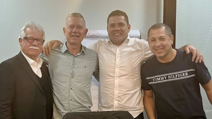 Níkolas Reis com Robison Coelho