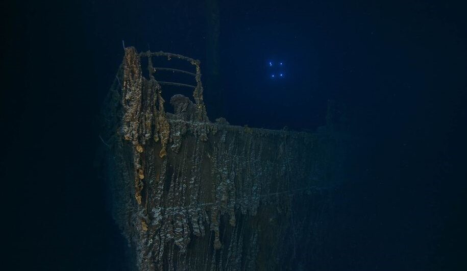 Imagem mostra a proa deteriorada do Titanic na expedição de 2024 que revelou o desaparecimento de uma parte da estrutura.
