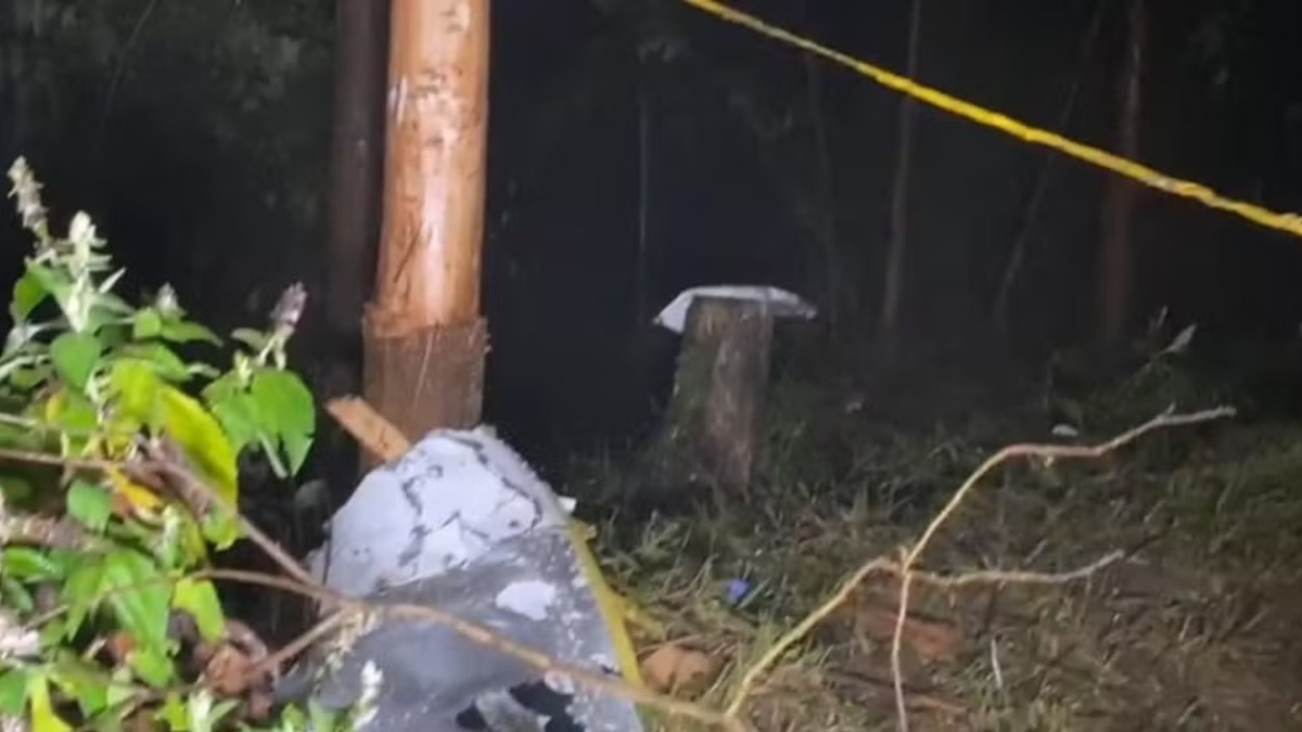 Avião de pequeno porte que havia saído de Florianópolis cai no interior de SP