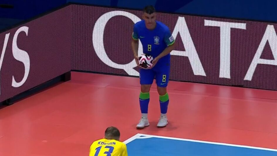 Brasil x Ucrânia pela Copa do Mundo de Futsal (Foto: sportv, Reprodução)