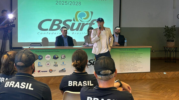 Catarinense Teco Padaratz é reeleito presidente da Confederação Brasileira de Surf
