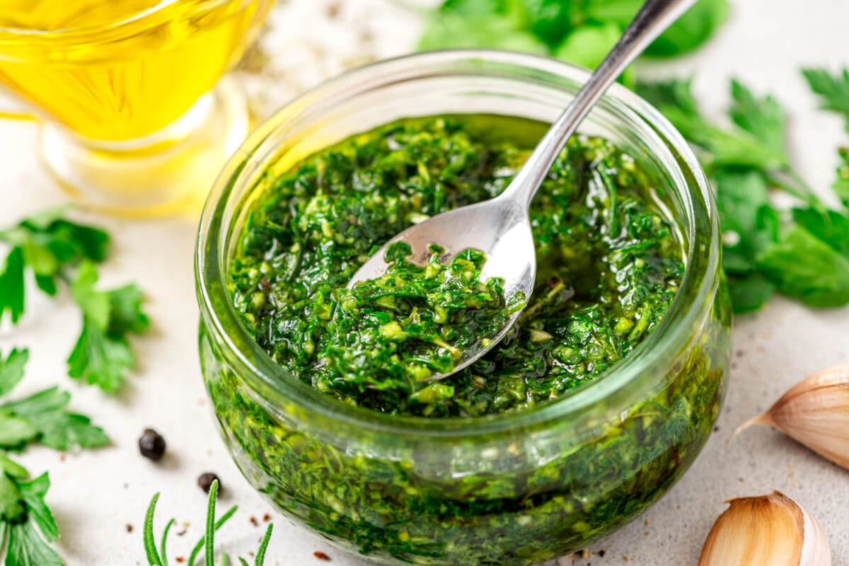 Chimichurri (Imagem: Svetlana Monyakova | Shutterstock)