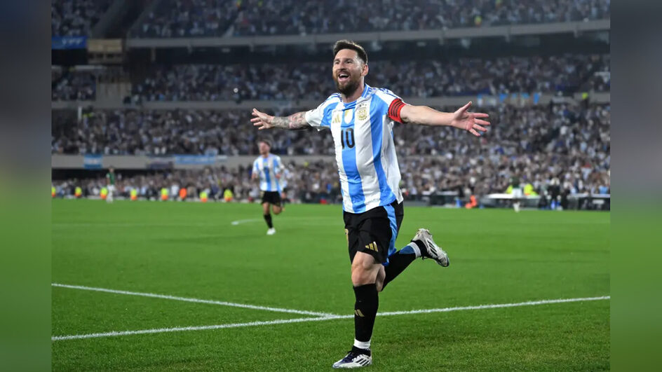 Lionel Messi comemorando gol da Argentina na partida contra a Bolívia pelas Eliminatórias da Copa do Mundo 2026