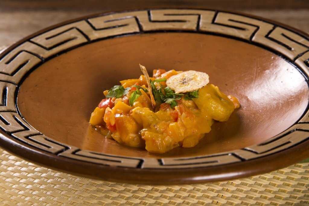 Moqueca de banana-da-terra (Imagem: Paulo Vilela | Shutterstock)