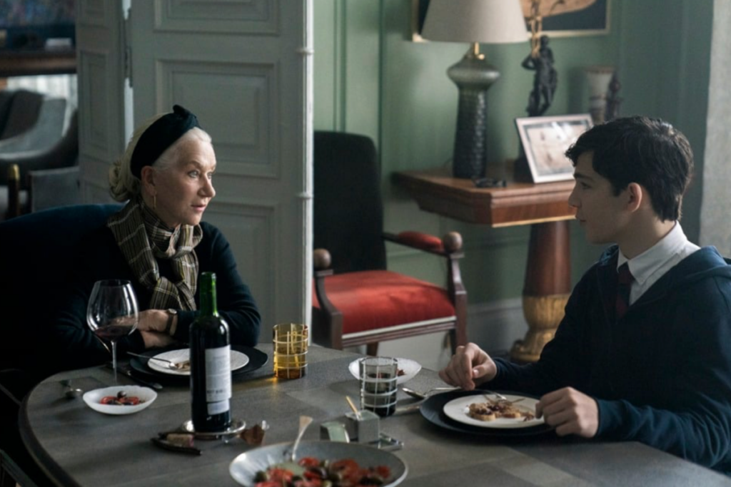 A conexão entre passado e presente é central em “Pássaro Branco”, quando Sara relembra como foi salva por um ato de gentileza durante a Segunda Guerra (Imagem: Reprodução digital | Paris Filmes)