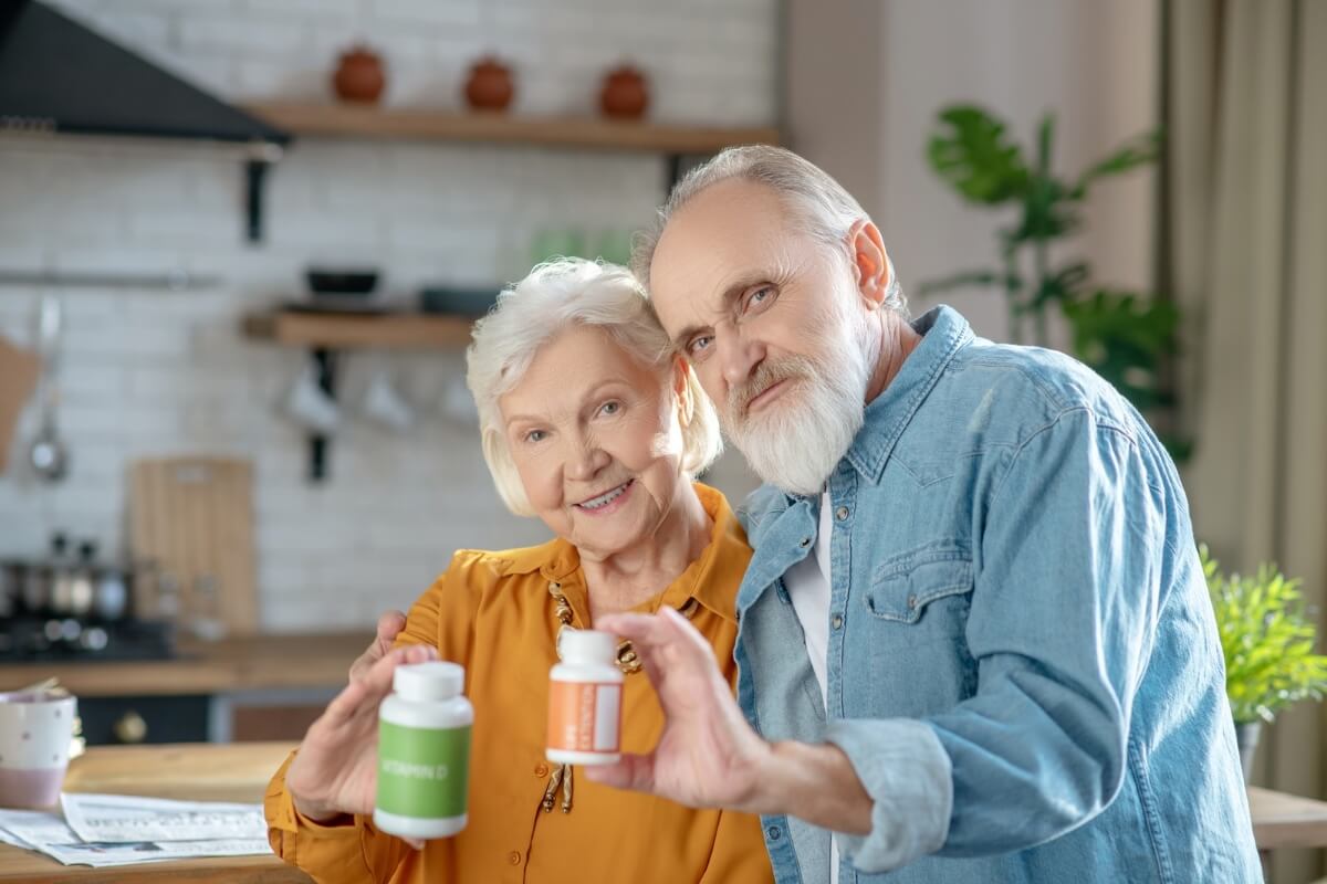 Alguns nutrientes são especialmente importantes para a saúde dos idosos (Imagem: Dmytro Zinkevych | Shutterstock)